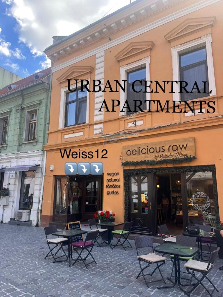 Urban Central Apartments Braşov Buitenkant foto